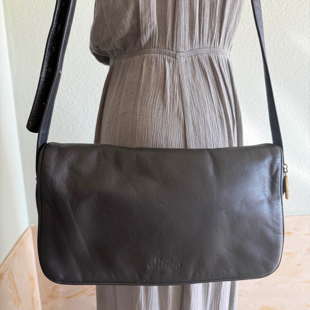 Stone Mountain Black Genuine Leather Shoulder Purse / Leather Bag / Black Purse